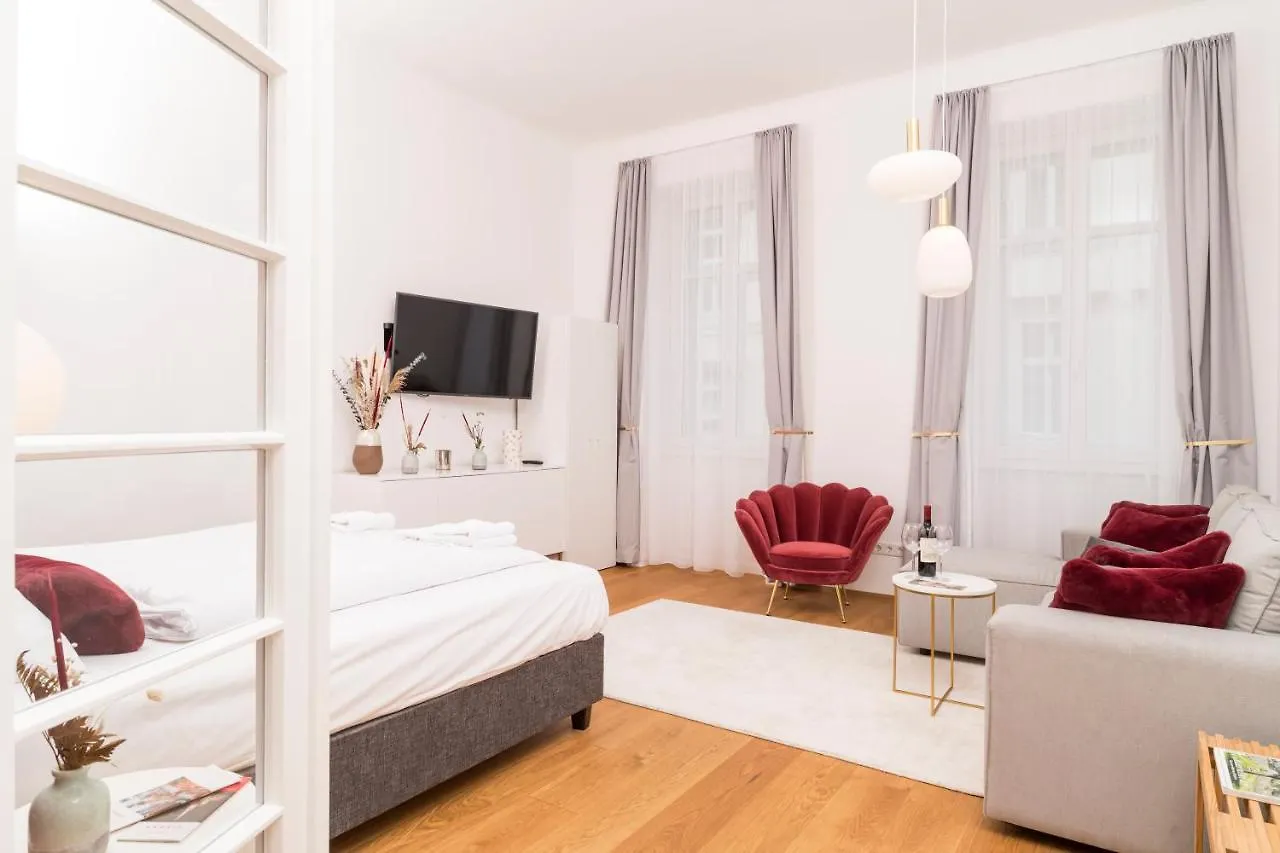 Mint@Naschmarkt Premium Apartments Vienna