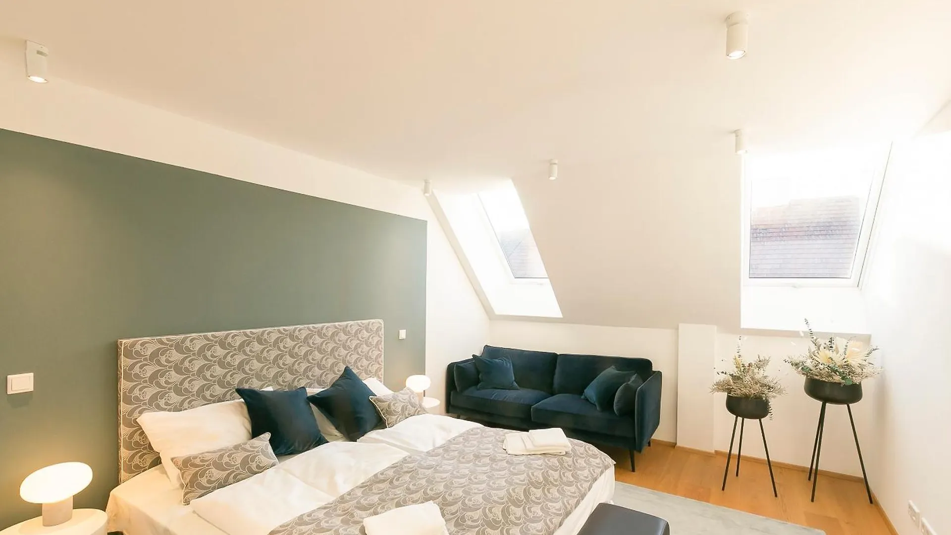 Mint@Naschmarkt Premium Apartments Vienna Aparthotel