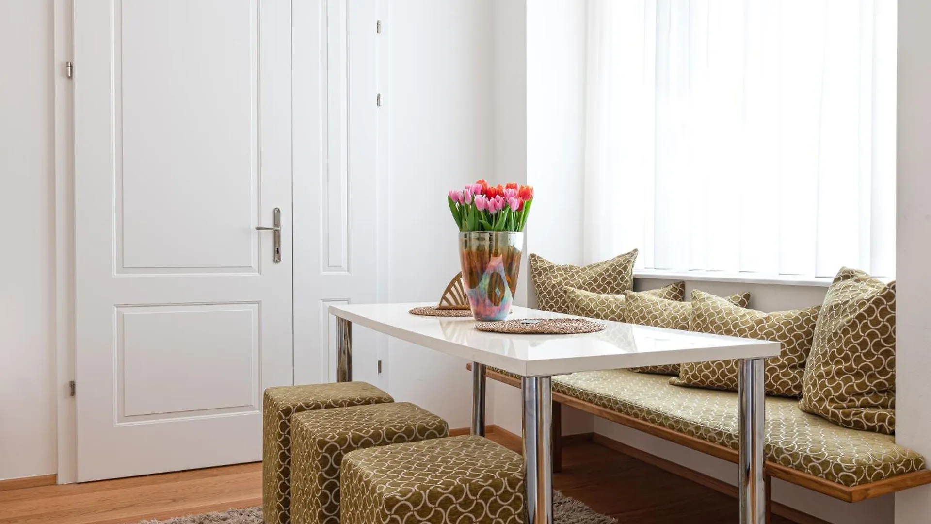 Mint@Naschmarkt Premium Apartments Vienna