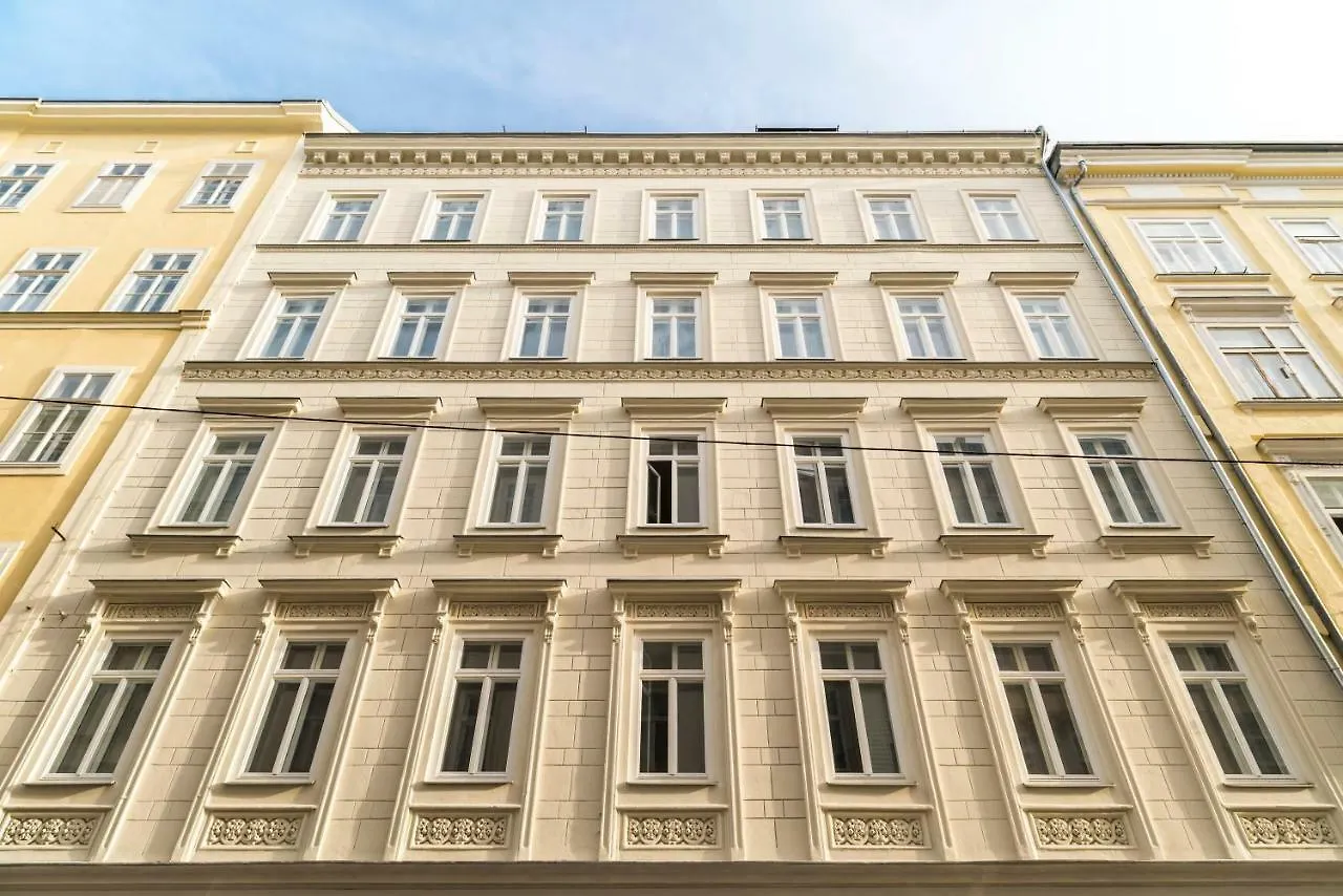 Mint@Naschmarkt Premium Apartments Vienna 2*,  Austria