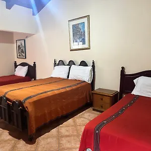 *** Hotel Don Valentino Guatemala