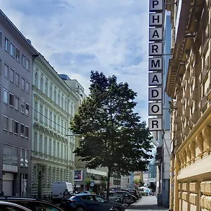 Bed & Breakfast Pharmador, Wenen