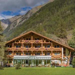 Am Hof 3*, Solden Austria