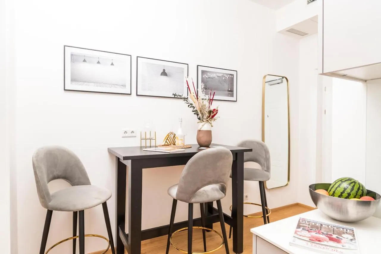 Apartmanhotel Mint@Naschmarkt Premium Apartments Bécs