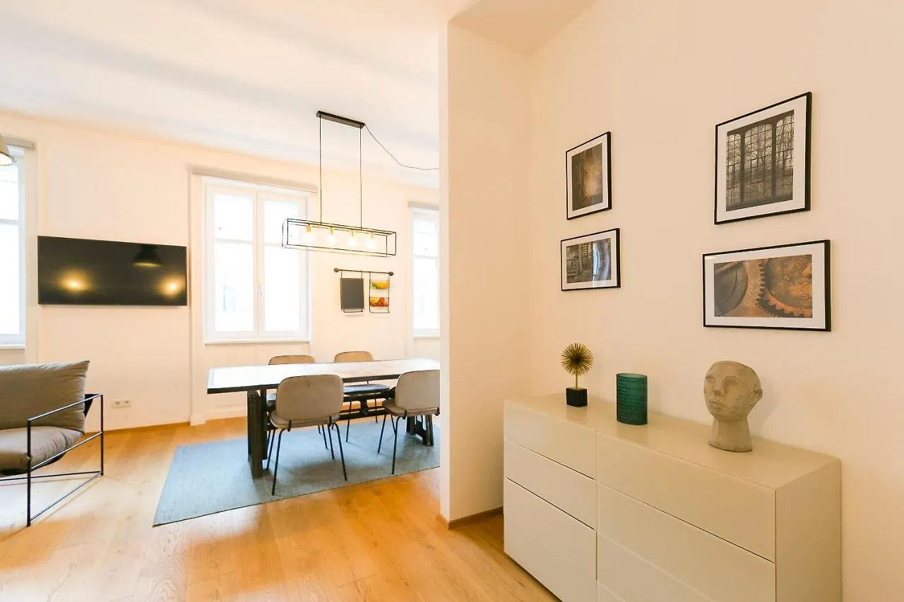 Apartmanhotel Mint@Naschmarkt Premium Apartments Bécs